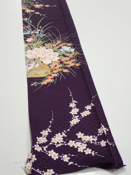 Photo2: 4C07z50  Japanese Kimono Silk  FABRIC Flowers Dark purple 61.8x7.5 (2)