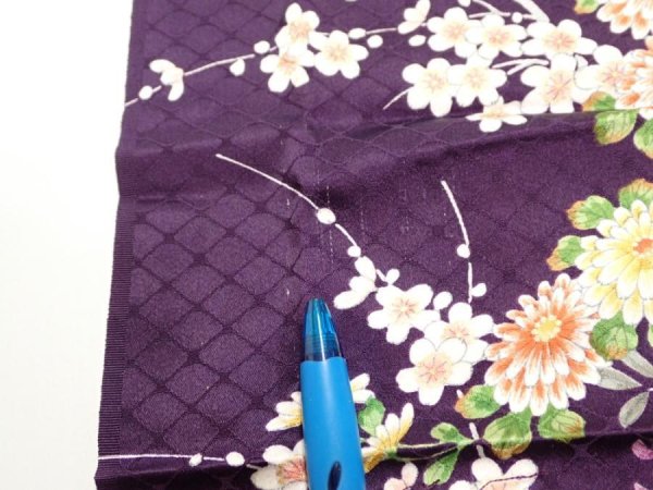 Photo6: 4C09z70  Japanese Kimono Silk  FABRIC Flowers Dark purple 88.2x7.1 (6)