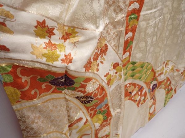 Photo3: 6105T10z1040 Vintage Japanese Kimono Silk FURISODE Flowers Off-white (3)