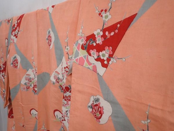 Photo2: 6106T09z700 Antique Japanese Kimono Silk KOMON Flowers Peach (2)