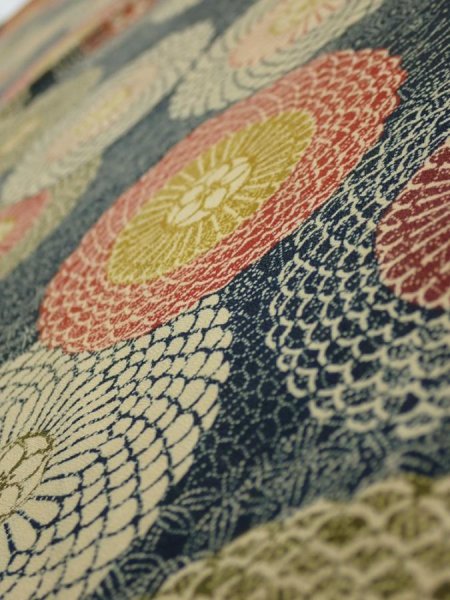 Photo4: 3P02z60  Japanese Kimono Silk  FABRIC Chrysanthemum Navy 40.9x14.4 (4)