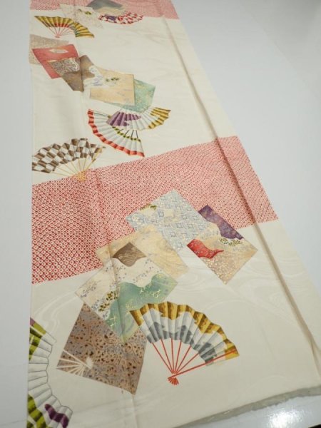 Photo2: 3P03z100  Japanese Kimono Silk  FABRIC Folding fan Off-white 69.3x14.8 (2)