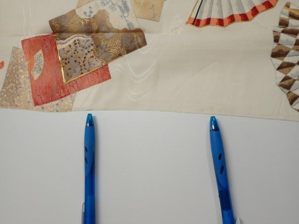 Photo7: 3P03z100  Japanese Kimono Silk  FABRIC Folding fan Off-white 69.3x14.8 (7)