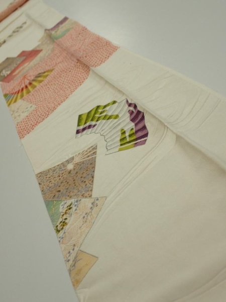 Photo1: 3P09z60  Japanese Kimono Silk  FABRIC Folding fan Off-white 93.7x6.9 (1)