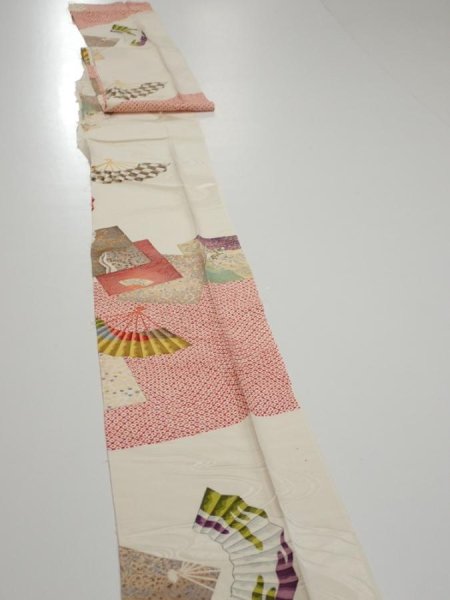 Photo3: 3P09z60  Japanese Kimono Silk  FABRIC Folding fan Off-white 93.7x6.9 (3)