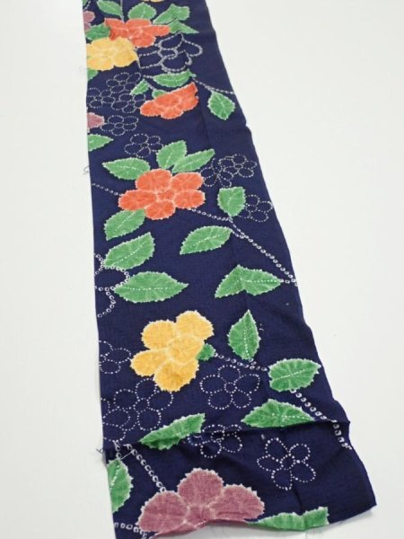 Photo2: 3P09z60  Japanese Kimono Silk  FABRIC Flower Navy 82.3x6.7 (2)