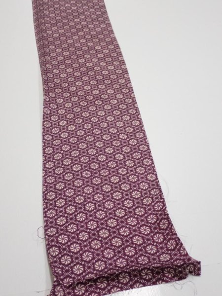 Photo3: 3i08z40  Japanese Kimono Silk  FABRIC Flower Grape 57.1x7.1 (3)