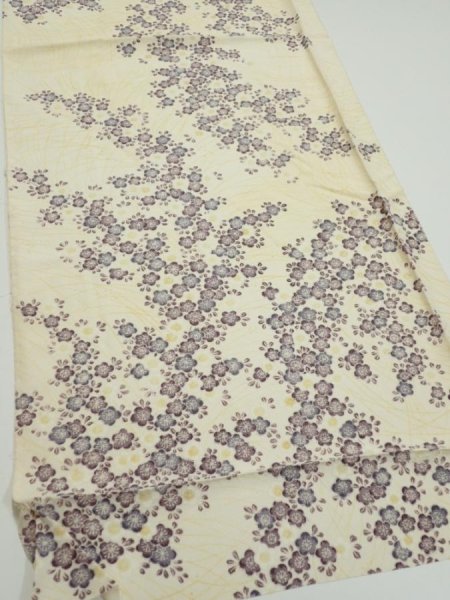 Photo2: 2H02z60  Japanese Kimono Silk  FABRIC Sakura Off-white 41.7x14.6 (2)