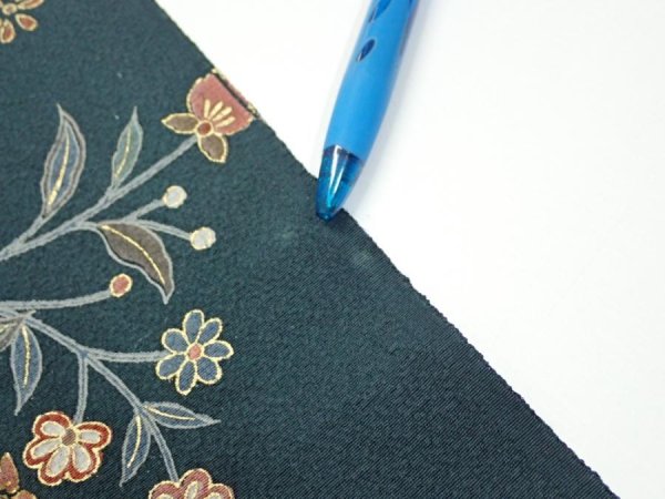 Photo7: 2H04z100  Japanese Kimono Silk  FABRIC Flowers Green-Gray 69.3x15.0 (7)