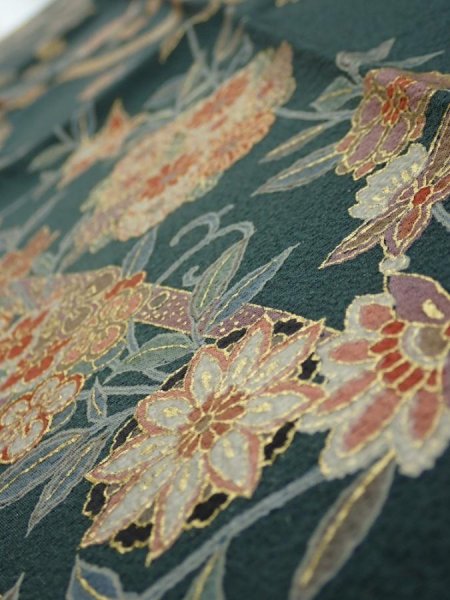 Photo5: 2H10z30  Japanese Kimono Silk  FABRIC Flowers Green-Gray 40.2x7.5 (5)