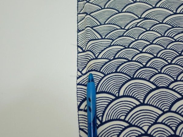 Photo6: 2H05z70  Japanese Kimono Silk  FABRIC Seigaiha Off-white 64.6x14.2 (6)