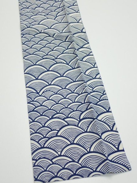 Photo3: 2H10z20  Japanese Kimono Silk  FABRIC Seigaiha Off-white 37.0x6.5 (3)