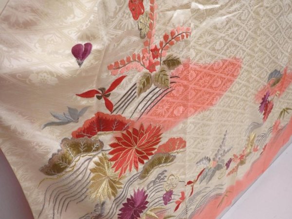 Photo3: 6128T12z1120 Vintage Japanese Kimono Silk FURISODE Chrysanthemum Off-white (3)