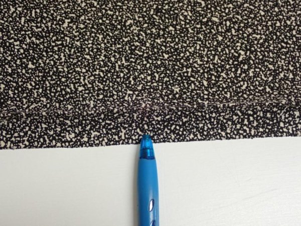 Photo7: 2Q01z60  Japanese Kimono Silk  FABRIC Plum tree Black 41.3x14.8 (7)