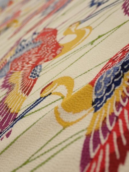Photo4: 2N02z70  Japanese Kimono Crepe Silk  FABRIC Crane Light cream 42.5x14.4 (4)