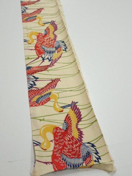 Photo2: 2N08z50  Japanese Kimono Crepe Silk  FABRIC Crane Light cream 60.6x7.1 (2)