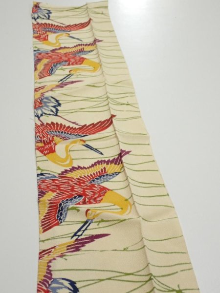 Photo3: 2N10z30  Japanese Kimono Crepe Silk  FABRIC Crane Light cream 37.4x6.9 (3)