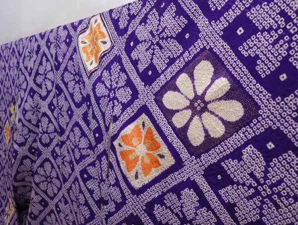 Photo2: 6225T14z1070 Vintage Japanese Kimono Silk FURISODE Flowers Purple (2)