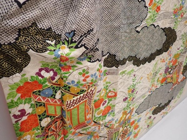 Photo3: 6226T12z1050 Vintage Japanese Kimono Silk FURISODE Royal cart Off-white (3)