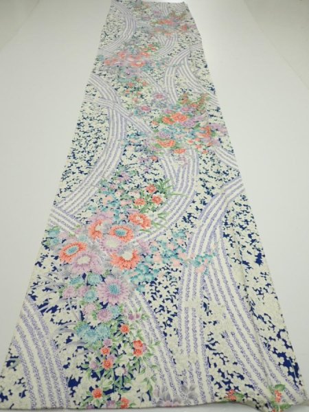 Photo5: 2M02z80  Japanese Kimono Silk  FABRIC Flowers Navy 62.6x14.4 (5)