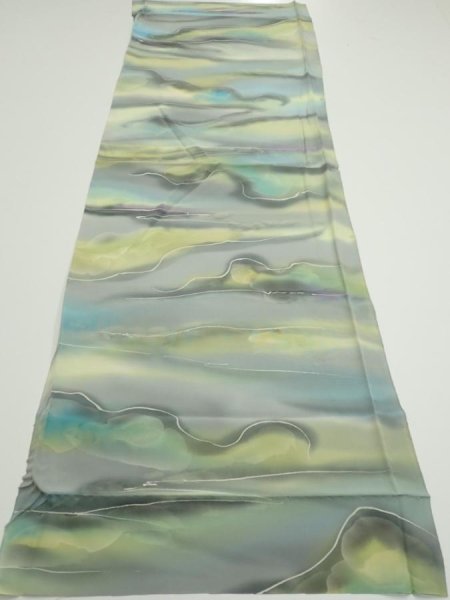 Photo5: 2M02z60  Japanese Kimono Silk  FABRIC  Light gray, Lime 42.5x14.4 (5)