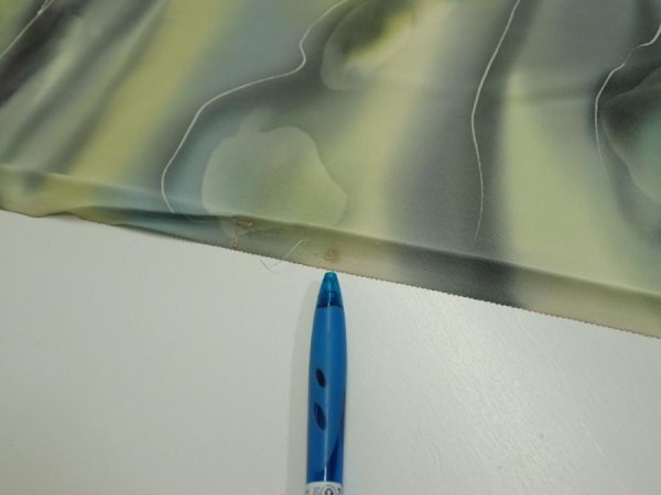 Photo8: 2M02z60  Japanese Kimono Silk  FABRIC  Light gray, Lime 42.5x14.4 (8)