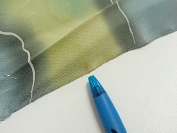 Photo8: 2M06z90  Japanese Kimono Silk  FABRIC  Light gray, Lime 65.7x14.4 (8)