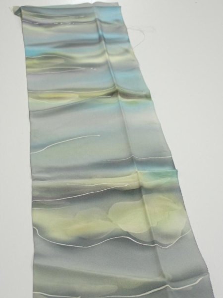 Photo4: 2M10z30  Japanese Kimono Silk  FABRIC  Light gray, Lime 35.4x6.7 (4)