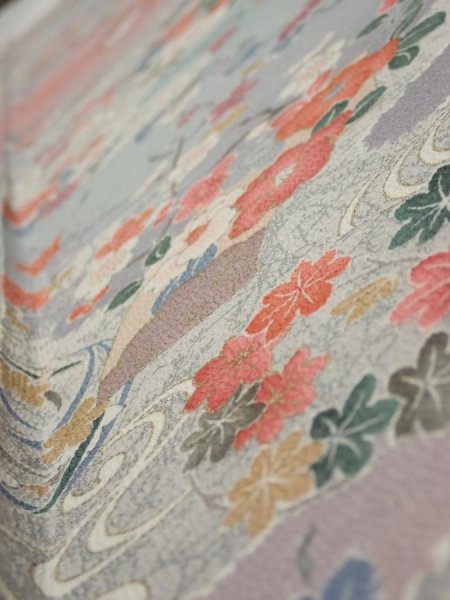Photo4: 2M08z40  Japanese Kimono Silk  FABRIC Flowers Light gray 59.1x7.5 (4)