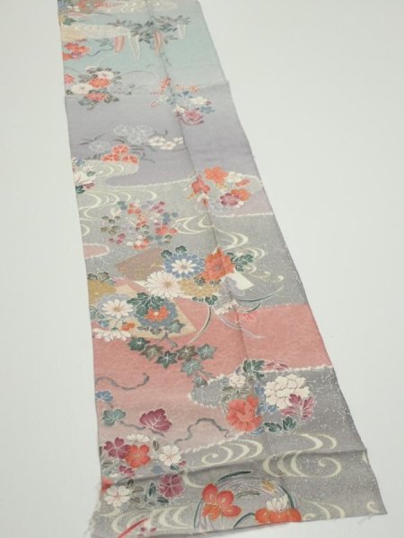 Photo2: 2M09z60  Japanese Kimono Silk  FABRIC Flowers Light gray 80.3x7.5 (2)