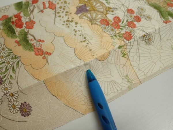 Photo6: 2M08z50  Japanese Kimono Silk  FABRIC Edo era Off-white 60.6x7.3 (6)