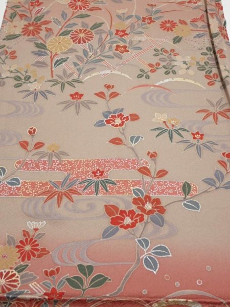 Photo1: 1F01z60  Japanese Kimono Silk  FABRIC Flowers Brown-Gray 44.9x14.4 (1)