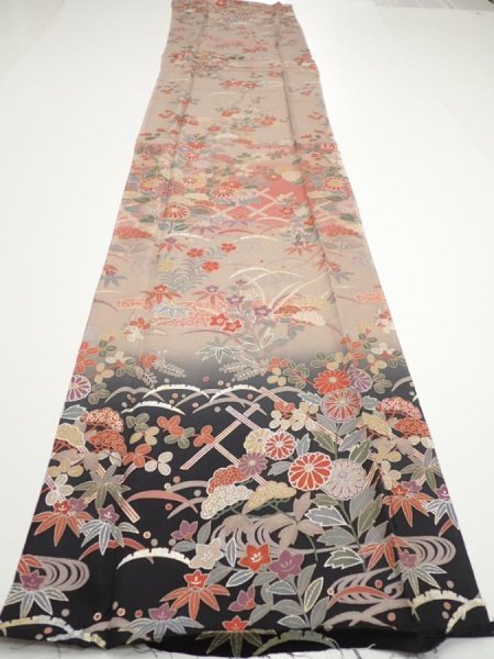 Photo5: 1F03z90  Japanese Kimono Silk  FABRIC Flowers Brown-Gray 67.7x14.4 (5)