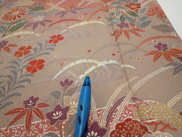 Photo6: 1F05z90  Japanese Kimono Silk  FABRIC Flowers Brown-Gray 68.5x14.4 (6)