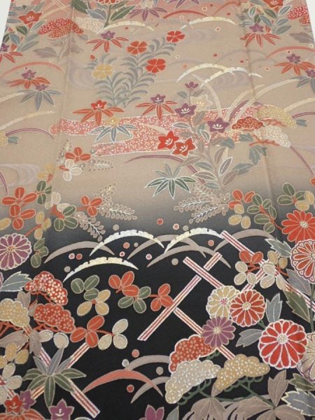 Photo1: 1F06z90  Japanese Kimono Silk  FABRIC Flowers Brown-Gray 68.9x14.4 (1)