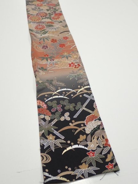 Photo2: 1F07z50  Japanese Kimono Silk  FABRIC Flowers Brown-Gray 63.8x7.1 (2)