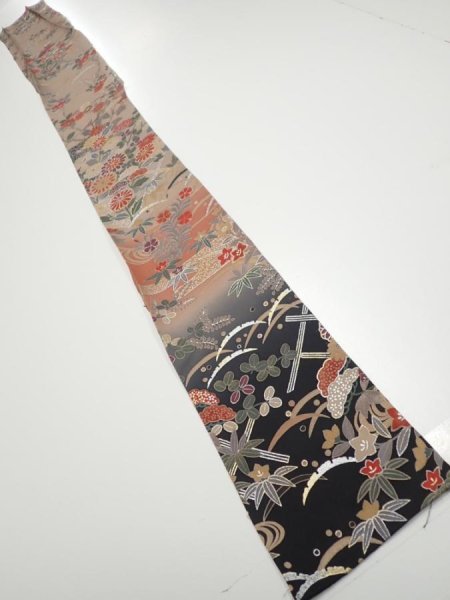 Photo5: 1F07z50  Japanese Kimono Silk  FABRIC Flowers Brown-Gray 63.8x7.1 (5)