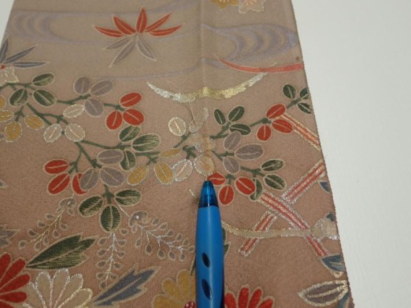 Photo7: 1F09z50  Japanese Kimono Silk  FABRIC Flowers Brown-Gray 73.6x7.1 (7)