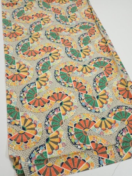 Photo2: 1F02z70  Japanese Kimono Silk  FABRIC Genjiguruma Olive-Gray 46.9x14.4 (2)