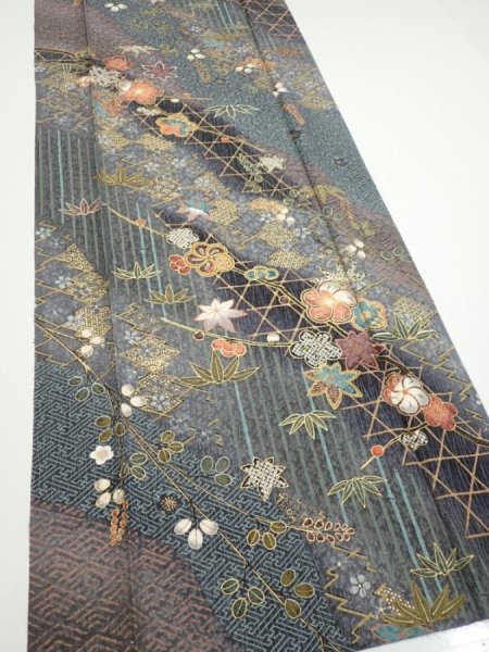 Photo2: 1E06z90  Japanese Kimono Silk  FABRIC Plum blossom Gray 66.1x15.0 (2)