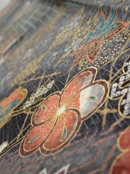 Photo5: 1E10z30  Japanese Kimono Silk  FABRIC Plum blossom Gray 37.0x7.3 (5)