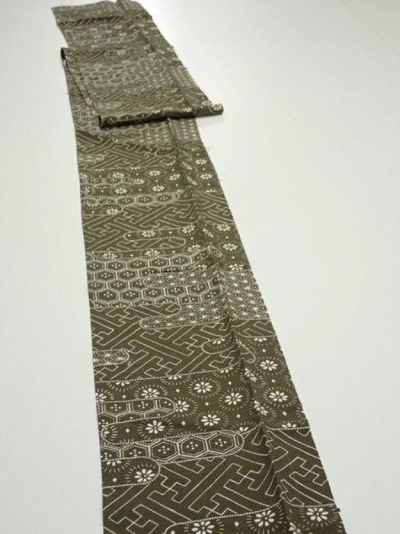 Photo2: 1A09z50  Japanese Kimono Silk  FABRIC Egasumi Dark olive 80.3x6.7 (2)
