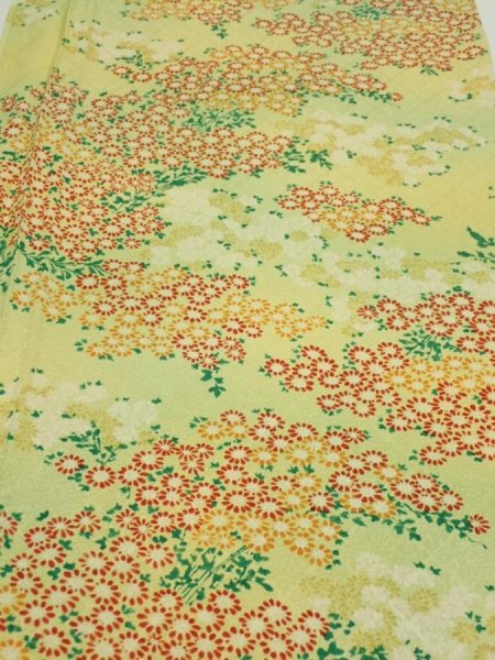 Photo1: 1A03z90  Japanese Kimono Silk  FABRIC Flowers Lime-Yellow 60.2x14.4 (1)