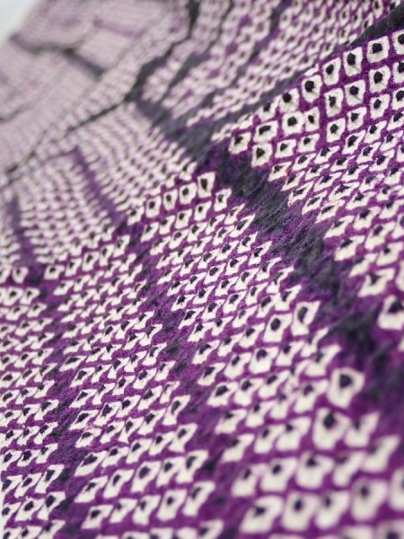 Photo3: 1B10z20  Japanese Kimono Silk SHIBORI FABRIC Wave Dark purple 37.0x6.9 (3)
