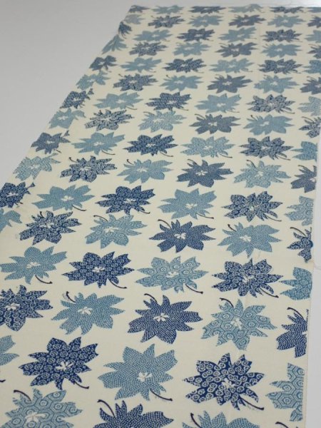 Photo3: 1B01z70  Japanese Kimono Silk  FABRIC Flower Oyster White 53.5x13.8 (3)