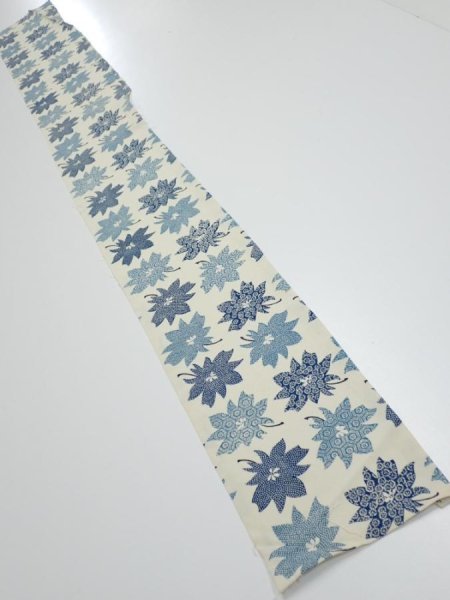 Photo5: 1B03z40  Japanese Kimono Silk  FABRIC Flower Oyster White 53.1x6.9 (5)