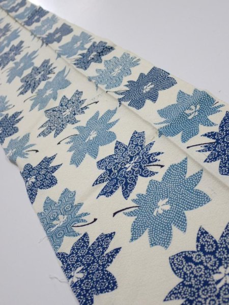 Photo1: 1B04z30  Japanese Kimono Silk  FABRIC Flower Oyster White 34.3x6.9 (1)