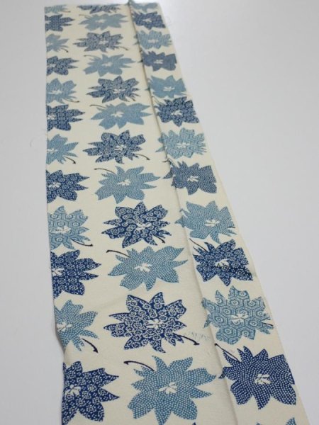 Photo4: 1B04z30  Japanese Kimono Silk  FABRIC Flower Oyster White 34.3x6.9 (4)