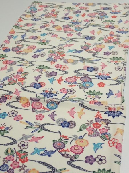 Photo3: 1B01z50  Japanese Kimono Silk  FABRIC Flowers Off-white 35.4x14.6 (3)