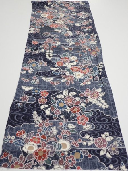 Photo5: 1i01z60  Japanese Kimono Silk  FABRIC Flowers Dark navy 40.2x14.6 (5)